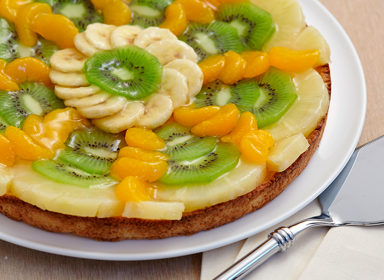 Tarta de frutas con jarabe